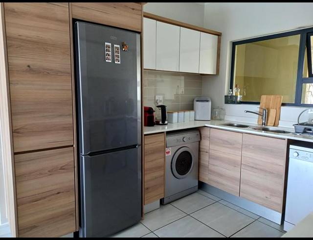 2 BEDROOM APARTMENT FOR SALE IN WATERFALL